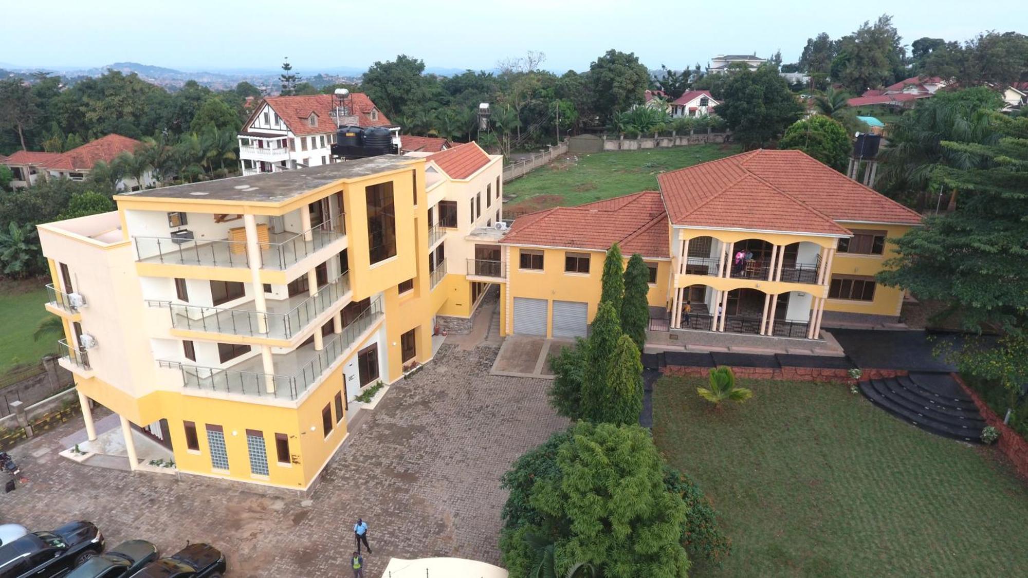 Precious Villas Lubowa Экстерьер фото
