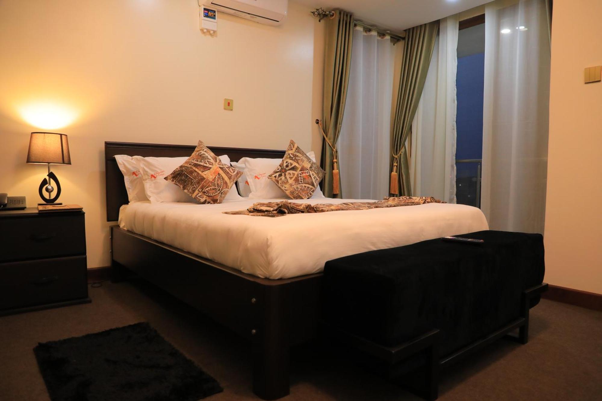 Precious Villas Lubowa Экстерьер фото